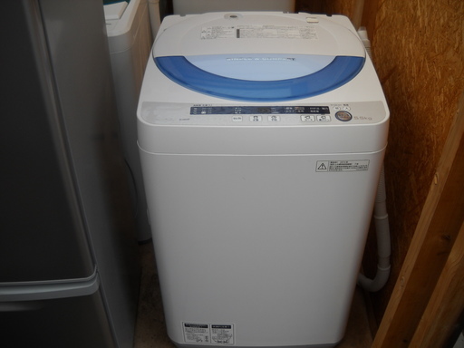 配達設置無料　美品　シャープ　全自動洗濯機 5.5kgES-GE55P-A
