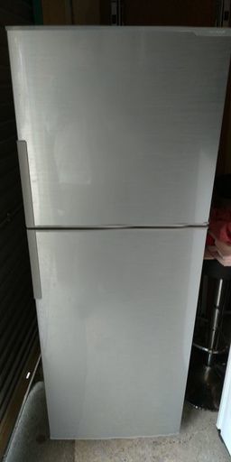 2014年製 シャープ大きめ2ドア冷蔵庫