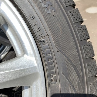 225/55/17 スタッドレスタイヤ 4本
