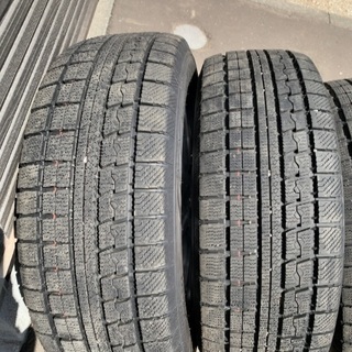 225/55/17 スタッドレスタイヤ 4本
