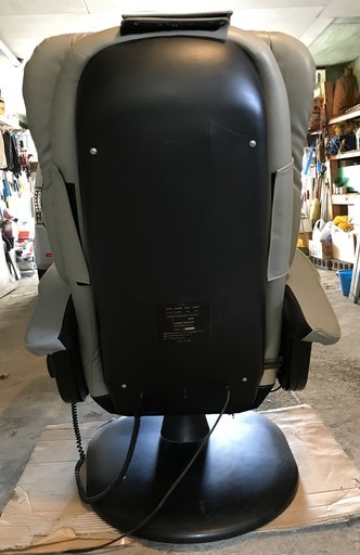 使っていないので、電動ﾏｯｻｰｼﾞ機を売ります。