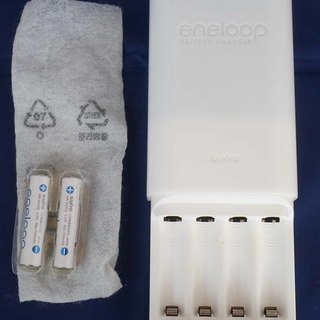 SANYO eneloop 充電器セット(単4形2本付)