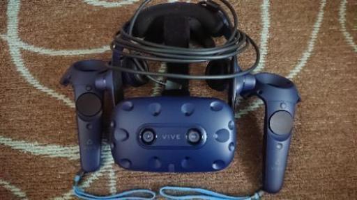 別倉庫からの配送】 HTC VIVE PRO フルセット 周辺機器