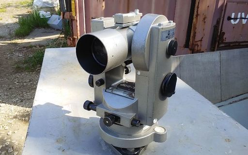 測量用トランシット