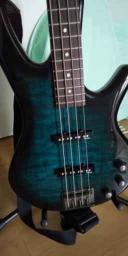 Ibanez エレキベース、アンプ