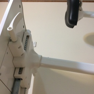 デスクつきエアロバイク