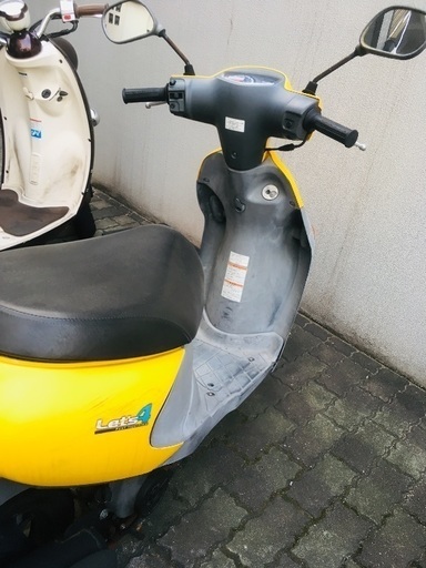 中古原付スズキレッツ４ イエロー