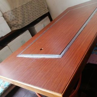 鉄板付きテーブル
