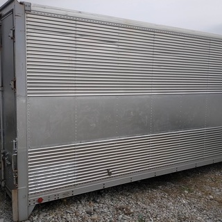 ☆鍵付き！！ 見本品 7.5万 美品？ アルミ箱 コンテナー 物置 道具入れ