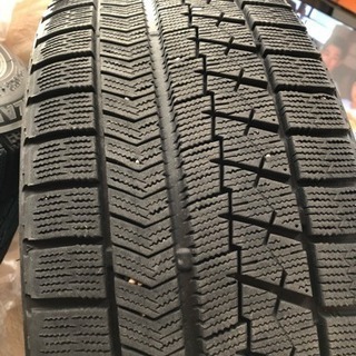 お買得美品！ポルシェカイエン、トゥアレグ用BSスタッドレスVRX14年製