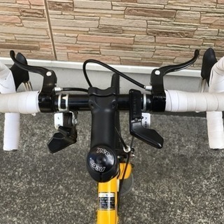 安心・安全の補助ブレーキ付ロードバイク