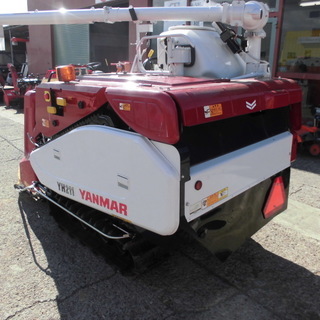 ヤンマー　コンバイン　YH211