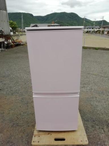 美品　SHARP 2012年製　138L 冷蔵庫　ピンク