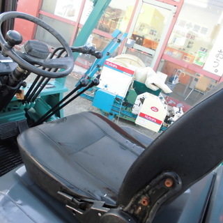 三菱　フォークリフト　FG25