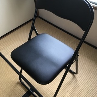 ニトリの椅子です。