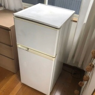 シャープ冷蔵庫（SJ-9MBD-w）白、ホワイト