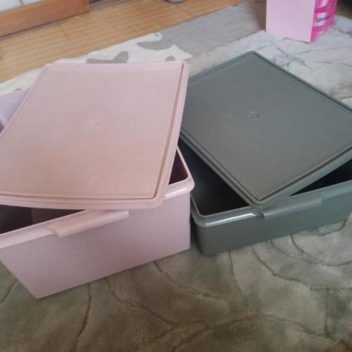 tupperware　タッパー2点セット