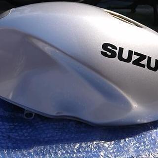 更新【再値下げ】GSX250FX バリオス2 タンク・サイドカウル