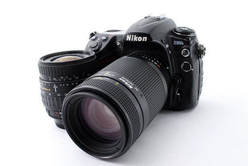 Nikon D300s ダブルズームセット★極上美品★新品SDカード、ストラップ付き♪
