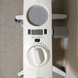 デスクつきエアロバイク兼スタンディングデスク