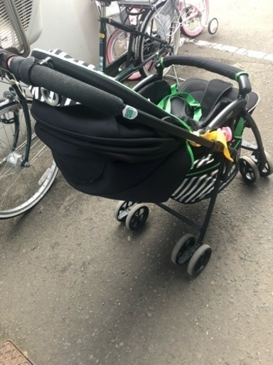 ベビーカー