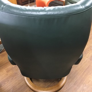 【ECONES】ストレスチェア　オットマン付　Mサイズ　あります！！