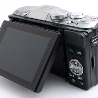 Panasonic Lumix DMC-GF6W ブラック レンズセット★極上美品★自分撮りミラーレス★8GB新品SDカード付き！ Panasonic Lumix DMC-GF6W ブラック レンズセット☆極上美品☆自分撮り