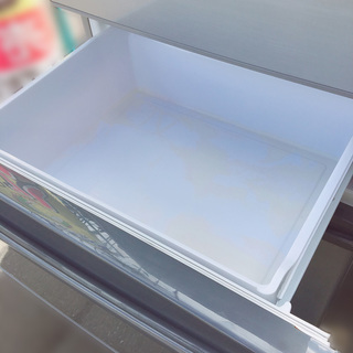 【自社配送は札幌市内限定】AQUA/アクア ノンフロン冷凍冷蔵庫 355L 2016年製 AQR-361E(S) 変色あり 格安