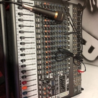 Beringer ミクサ、スピーカー、マイク セット