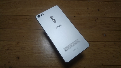 シムフリー 6.8インチファブレット zenfone3 ultra オクタコアRAM4GB