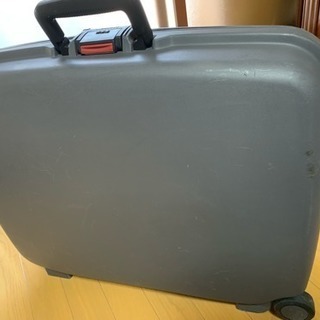 スーツケース・ボストンバッグ・新品折り畳み傘3点セットいりませんか！！