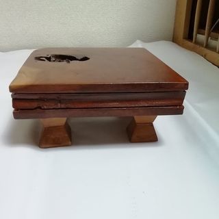 ミニチュアテーブルC (オンコ)