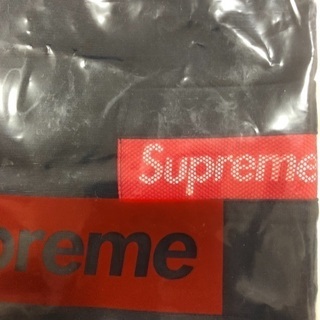 シュプリーム mesh stripe pocket tee