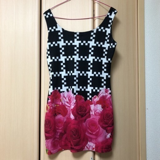 Datura 花柄 ワンピース ꭱ 結城の服 ファッションの中古 古着あげます 譲ります ジモティーで不用品の処分