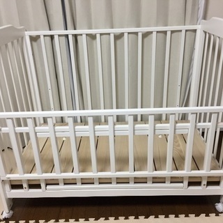 KATOJIベビーベッド 箱入り 組み立てただけの未使用品 | amidomil.com.br