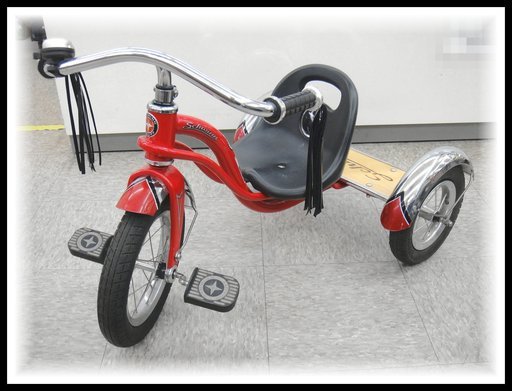 SCHWINN シュウィン  幼児用三輪車 ROADSTER TRIKE クラッシックレッド 2歳～ ロードスター トライク