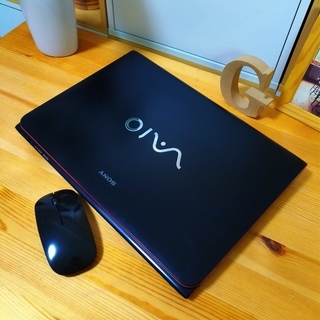 大容量320GB☆ 美品！ 高級感のあるモダンブラックのVAIO♪ 最新