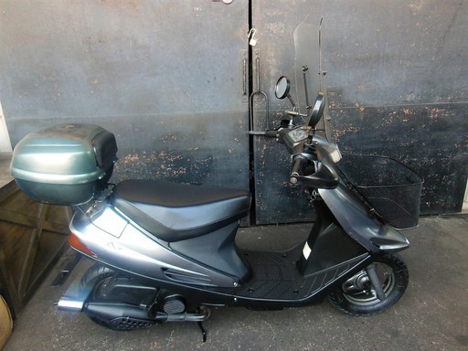 期間限定値下げＳＵＺＵＫＩ アドレスＶ１００ 通勤快速仕様 籠　BOX　風防　グリップガード等ついたフルセット　セル始動 スピードも速く 軽整備済み すぐ乗り出せます。 期間限定値下げSUZUKI アドレスV100 通勤快速仕様 籠 BOX