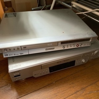 壊れたDVDプレーヤー