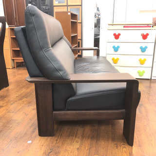 karimoku(カリモク)の本革張3人掛けソファー