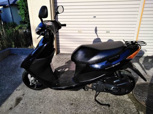 綺麗で艶があります　スズキ　アドレスV50 バッテリー新品お付けいたします。 綺麗で艶があります スズキ アドレスV50 バッテリー新品お付けいたし