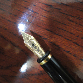 AURORA/アウロラ 万年筆 F ペン先 14K 585 イタリア製 予備インクあり 札幌市 白石区 東札幌