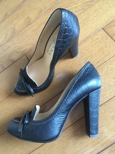 DIANAパンプス/一度使用のみの美品 | hornnes.no