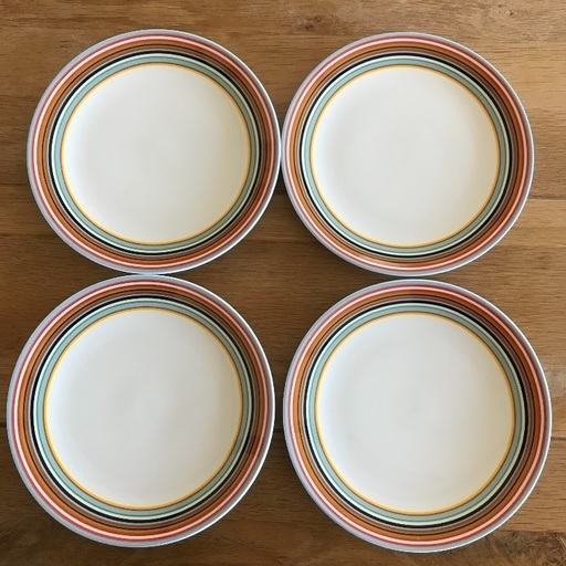 イッタラ オリゴ 4枚セット 食器 皿 つばめ 豊田の食器 プレート の中古あげます 譲ります ジモティーで不用品の処分