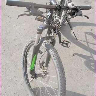 12000-】MTB スペシャライズド 24インチ 24段切替 ブラック＆グリーン