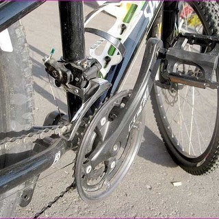 12000-】MTB スペシャライズド 24インチ 24段切替 ブラック＆グリーン