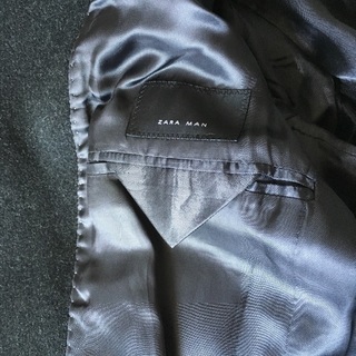 ZARAのチェスターコート ウールナイロンカシミヤ ビジネスコート