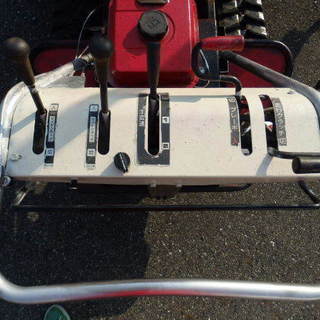 値下げ！】カワシマ クローラー運搬車 最大積載500kg 油圧ダンプ