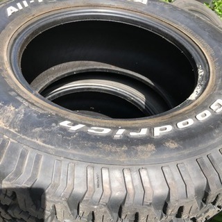 LT 305/65r18