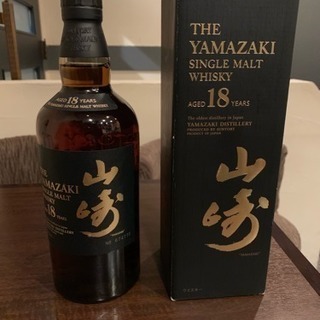 サントリー山崎18年ウイスキー700ml 箱付き